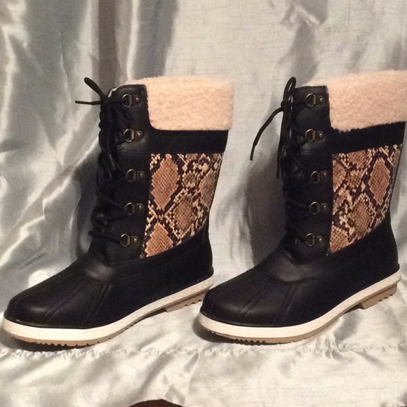 Jazmyne Faux Fur Cuff Winter Boot, Snake pattern - Picture 2 of 5